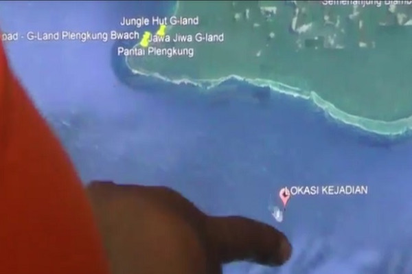 Kapal Pencari Ikan Tenggelam Diterjang Ombak Pantai Plengkung Alas Purwo, 6 Nelayan Hilang