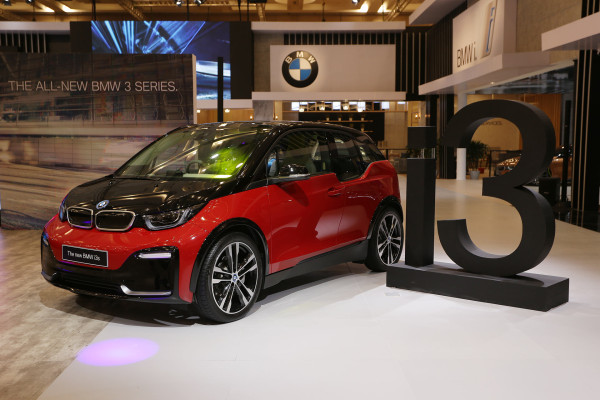 Menanti Harga Ideal Mobil-mobil Listrik di Indonesia