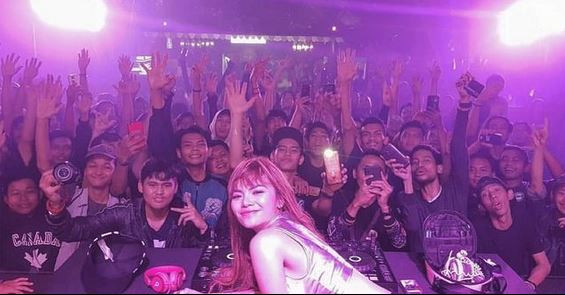 Kerap Kontroversi Ternyata Dinar Candy Pernah Jadi DJ Terpanas dan Terseksi di Asia