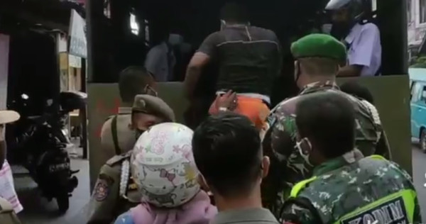 Operasi Yustisi Ricuh, Oknum PNS Tapanuli Selatan Menolak Diangkut Petugas