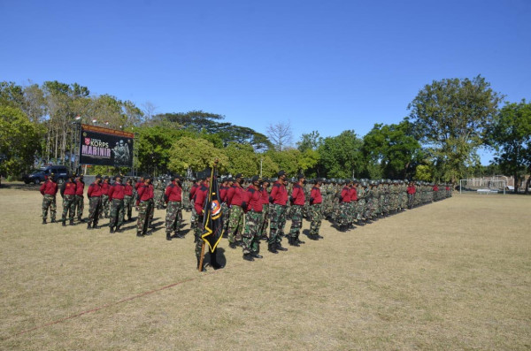 Dapatkan Baret Ungu, Ratusan Taruna Marinir Ikuti Pendidikan Komando di Situbondo