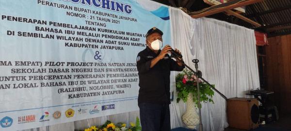 Bupati Jayapura Meluncurkan Kurikulum Muatan Lokal Bahasa Ibu
