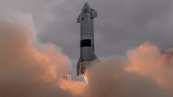 Kalah Tender NASA, Jeff Bezos Sindir Roket Elon Musk Ribet dan Berisiko Tinggi