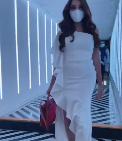 Mewah Banget Penampilan Lucinta Luna saat Divaksinasi, Dikira Mau Fashion Show