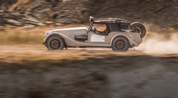 Morgan Plus Four CX-T, Mobil Baru, Tampang Jadul, Siap Main Tanah