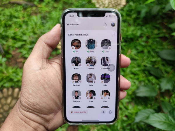 Ketahui Beda Layar Punch Hole, Water Drop, dan Notch Sebelum Beli Ponsel