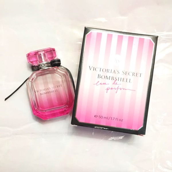 5 Parfum Perempuan dengan Wangi Paling awet, Harganya juga Susah Dilupakan!