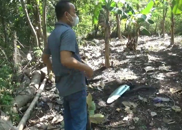 Warga Ngawi Gempar! Benda Misterius Terjatuh dari Langit, Diduga Serpihan Pesawat