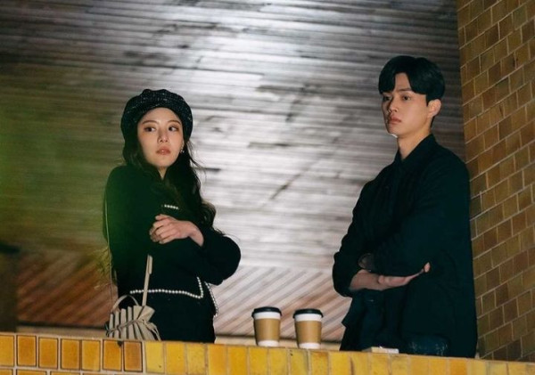 5 Tanda yang Mestinya Bikin Han So-Hee Waspada terhadap Song Kang dalam 'Nevertheless'