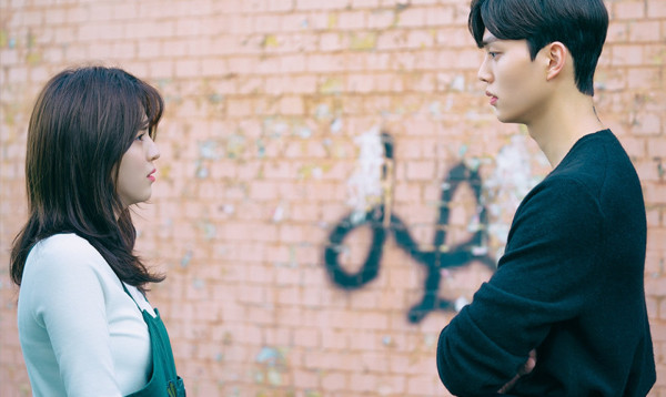 5 Tanda yang Mestinya Bikin Han So-Hee Waspada terhadap Song Kang dalam 'Nevertheless'