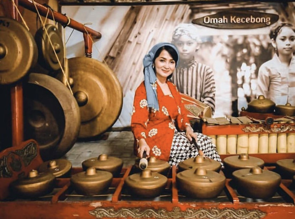 Apa Kabar Anna Maria? Model 80-an dan Ibu Sambung Gading Marten