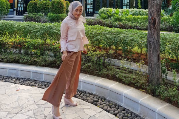 Minta Selfie Sama Gibran, Ini Beberapa Potret Cantiknya Kemala Fabrian