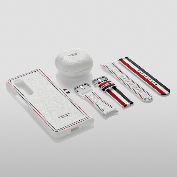 Mewahnya Kotak Harta Karun Galaxy Z Fold3 dan Flip3 5G Edisi Thom Browne
