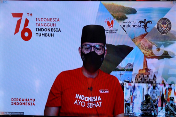 Sandiaga Uno Apresiasi Kapolda NTB Atas Serbuan Vaksinasi Presisi Merdeka di Gili Trawangan
