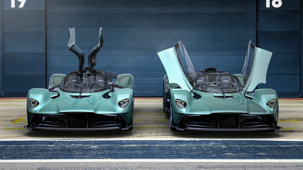 Hypercar Tanpa Atap dari Aston Martin Hanya Dibuat 85 Unit