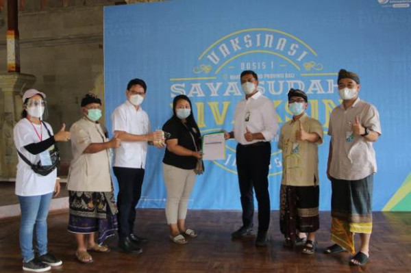 Pastikan Kelancaran Vaksinasi BPJamsostek di Denpasar, Tiga Menteri Datang ke Bali