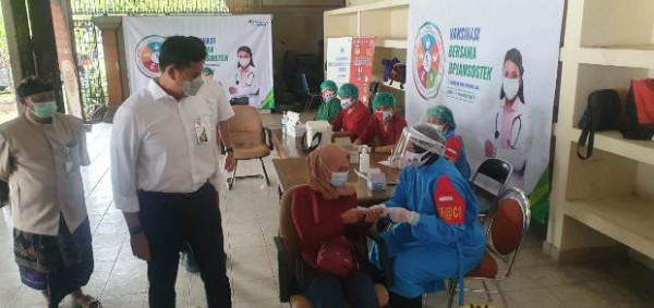 Pastikan Kelancaran Vaksinasi BPJamsostek di Denpasar, Tiga Menteri Datang ke Bali