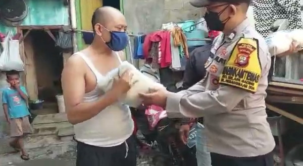 Kisah Tangguh TNI-Polri Jelang HUT RI: Memerdekakan Masyarakat Lawan Badai Pandemi Covid-19