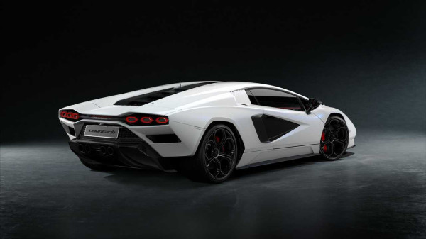Bongkar Luar Dalam Lamborghini Countach LPI 800-4