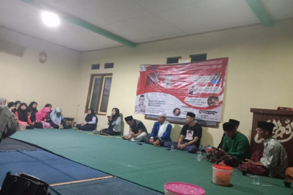 Begini Cara BMI, Santri dan Pemuda Desa Pasarean Peringati HUT RI ke 76