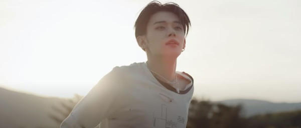 Teori-Teori Video Musik TXT 'LO$ER=LOVER', Mirip Film Klasik Hollywood dan Endingnya Memilukan