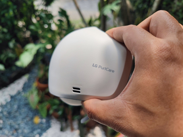 8 Keunggulan dan Harga LG PuriCare Wearable Air Purifier 2021