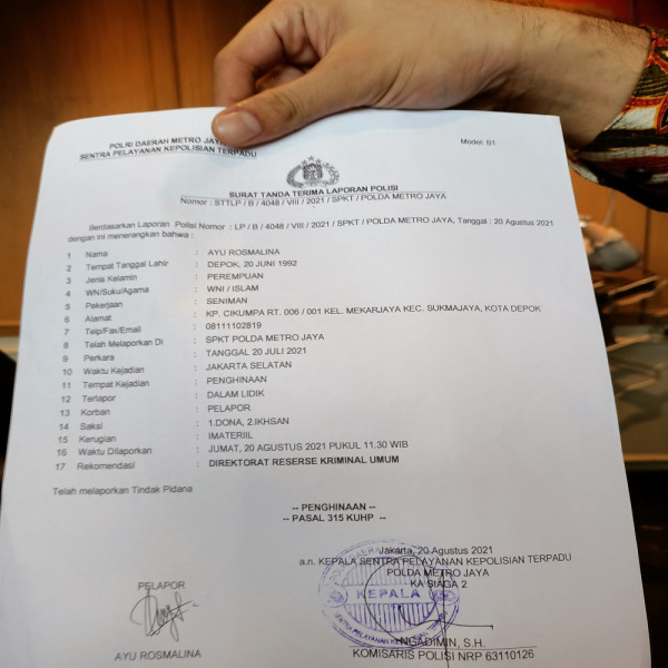 Ayu Ting Ting Laporkan Akun Haters Penghina Anaknya ke Polda
