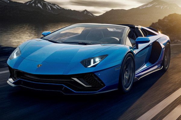 Lamborghini Patenkan Teknologi Pelipatan Atap Mobil buat Varian Roadster