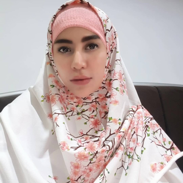 5 Seleb yang Mengaku Punya Indra ke-6, Ada yang Sampai Dibawa ke RS Jiwa