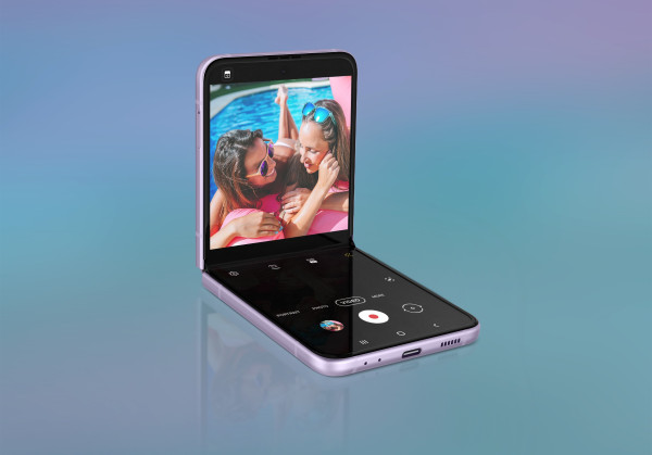 Sama-Sama Lipat, Apa Beda Desain Samsung Galaxy Z Fold3 dan Galaxy Z Flip3?