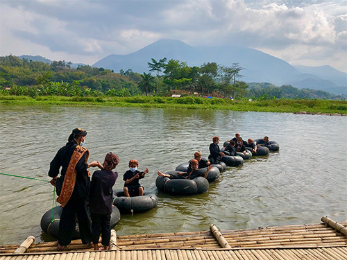 Keindahan Alam dan Kearifan Lokal yang Tersimpan di Desa Wisata Cangkuang Garut