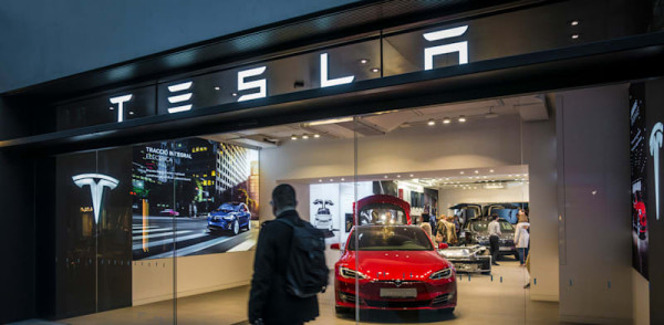 Jangan Beli Tesla Model S di Israel, Ini Alasannya