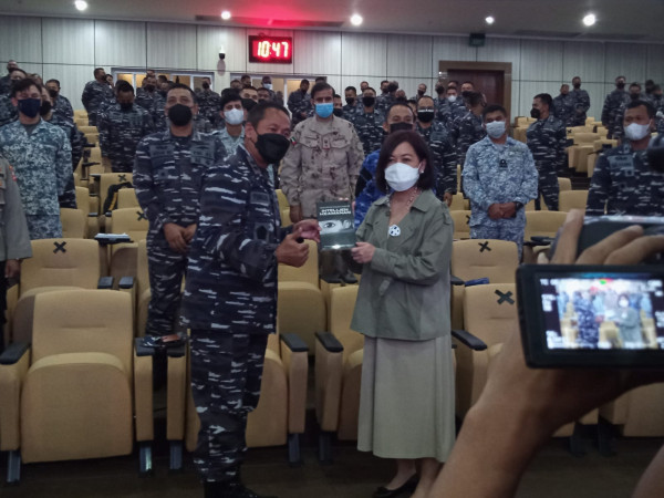 Pengamat Sarankan TNI Buat Regulasi Penggunaan Medsos untuk Prajurit dan Keluarganya
