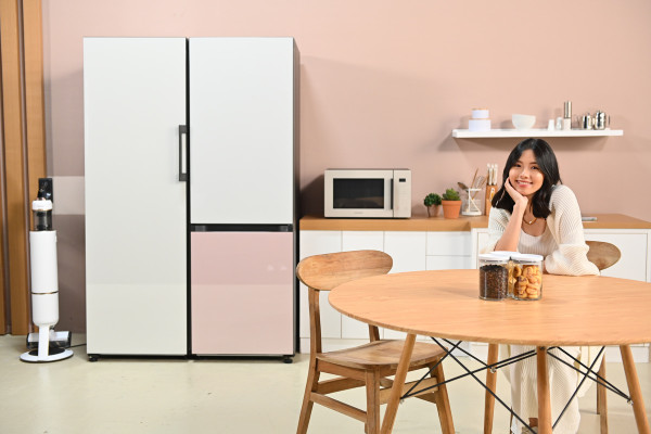 Samsung Kenalkan Kulkas Modular Bespoke yang Bisa Dikustomisasi Warna dan Fiturnya