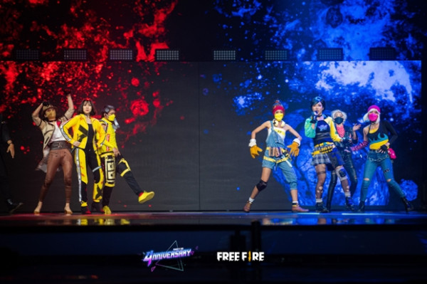 Garena Free Fire Indonesia 4th Anniversary Bertabur Bintang dan Hadiah