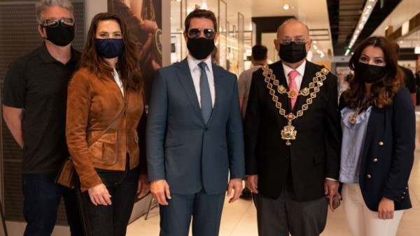 Mobil Tom Cruise Dicuri Saat Syuting Mission: Impossible 7
