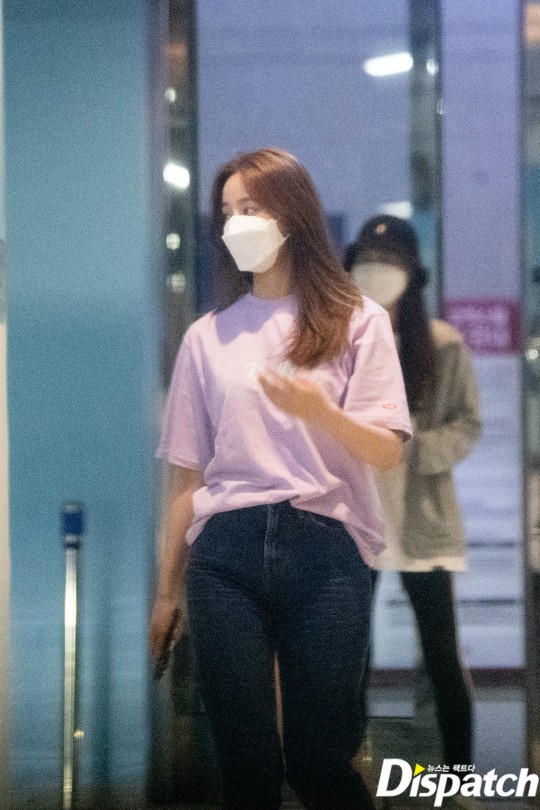Dispatch Rilis Foto Lee Min Ho dan Yeonwoo Eks MOMOLAND Pacaran