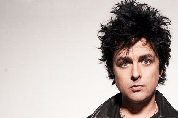 5 Fakta dan Lirik Lagu Wake Me Up When September Ends