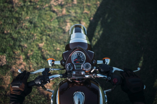 Royal Enfield Classic 350 Jadi Kado Kalangan Menengah yang Ingin Bergaya