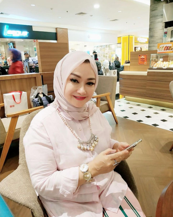 Ricca Rachim 4 Kali Dipoligami Rhoma Irama, Begini Kehidupannya Sekarang