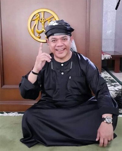 Artis Hijrah Tinggalkan Masa Kelam dan Wafat sebagai Ustaz, Siapa Saja?