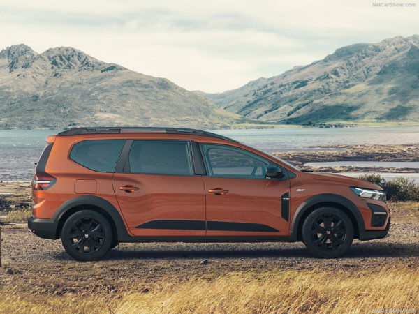 Yuk, Bedah Dacia Jogger yang Bisa Jadi Kompetitor Kuat Avanza dan Xpander