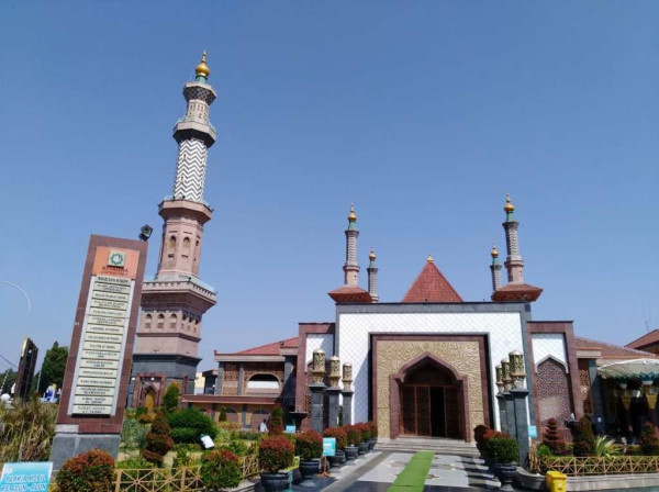 5 Kota Menarik di Indonesia yang Bisa Jadi Pilihan Citycation
