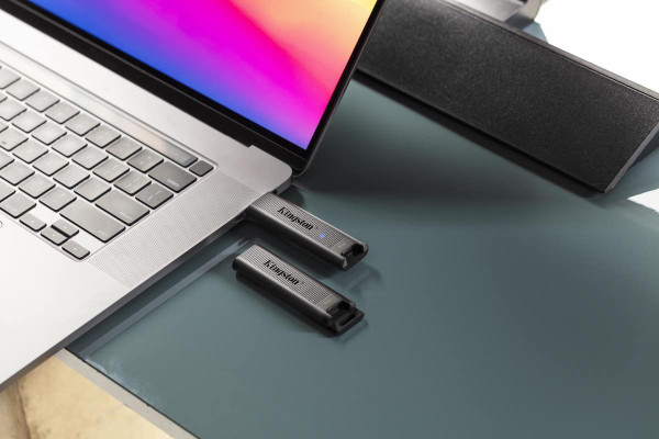 Kingston Rilis SSD Seukuran Saku dan Flash Drive untuk PS5