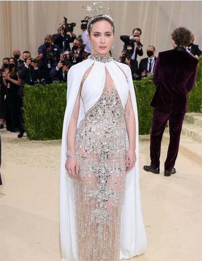 Met Gala 2021 Diwarnai Tren Gaun Transparan, Intip Para Selebriti yang Memakainya