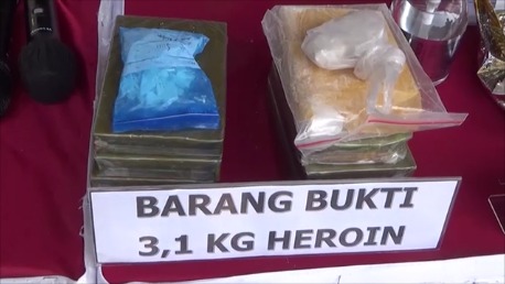 Suami di Medan Ajak Istri Seksinya Produksi Narkoba, Bahan Bakunya Ekstasi Bekas