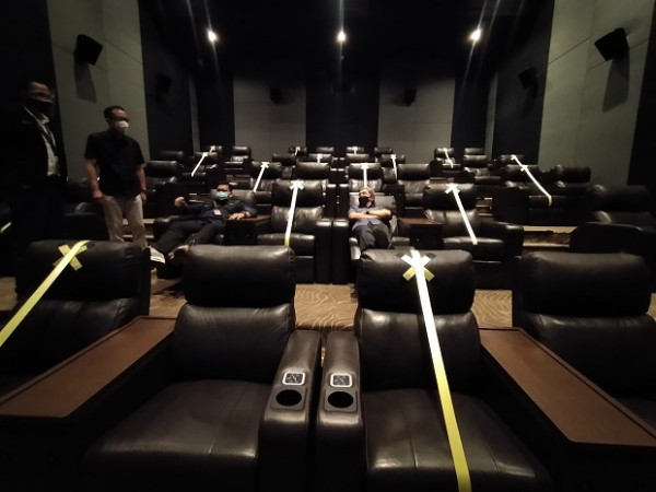 Lama Tidak Buka, Begini Suasana Operasional Perdana Bioskop di Kota Bogor