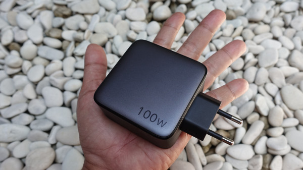Review Ugreen 100W GaN Fast Charger, Inilah Charger Masa Depan!