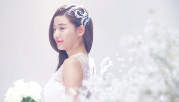 6 Pengantin Drama Korea Supercantik, dari Suzy hingga Son Ye-Jin