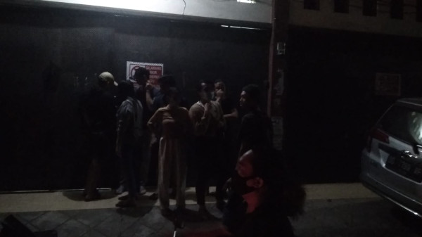 Sarang Prostitusi Online Digerebek, Pasangan Sesama Jenis Dicokok